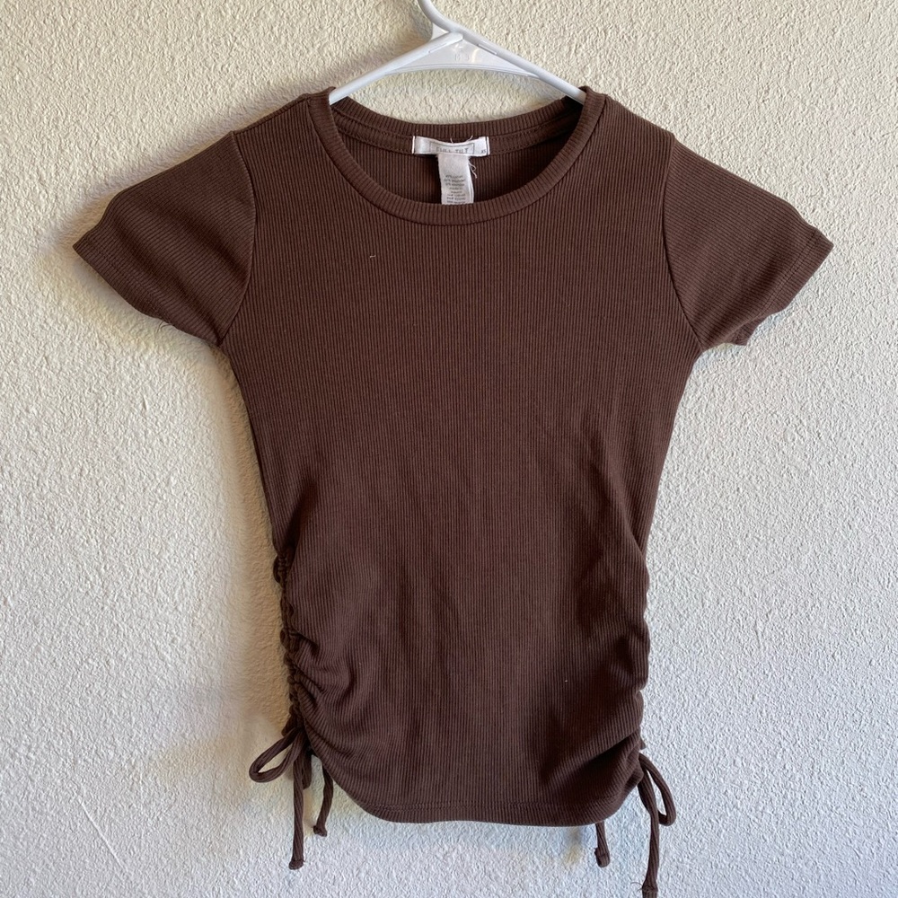 Full Tilt Brown Rouge Crop Top